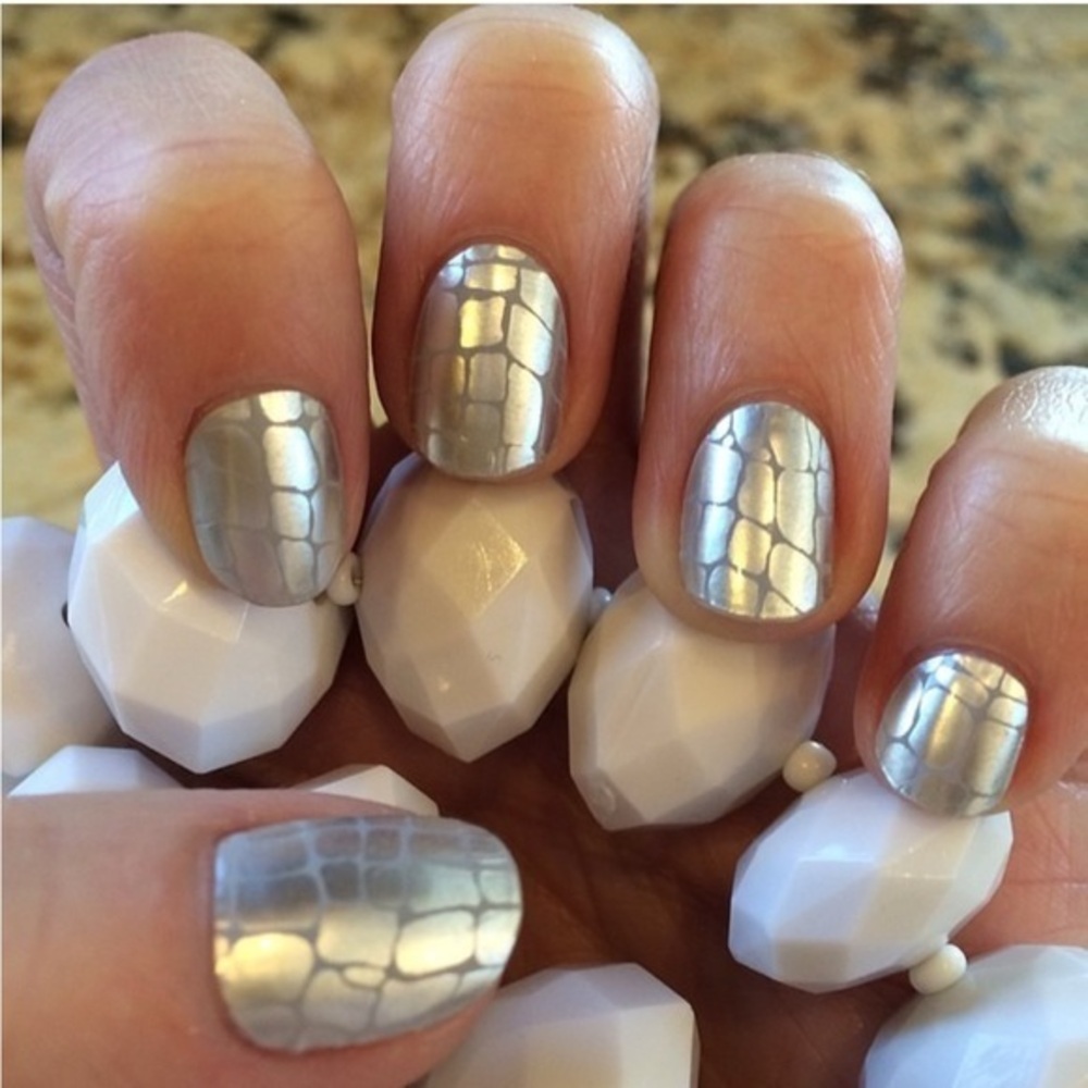 NEW Jamberry METALLIC CROC Silver Metallic Finish Nail Wraps